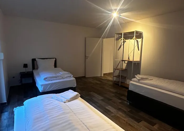 2-zimmer Wohnung, Parkplatz Und Terrasse, Nah A10 Und Berlin Fredersdorf-Vogelsdorf