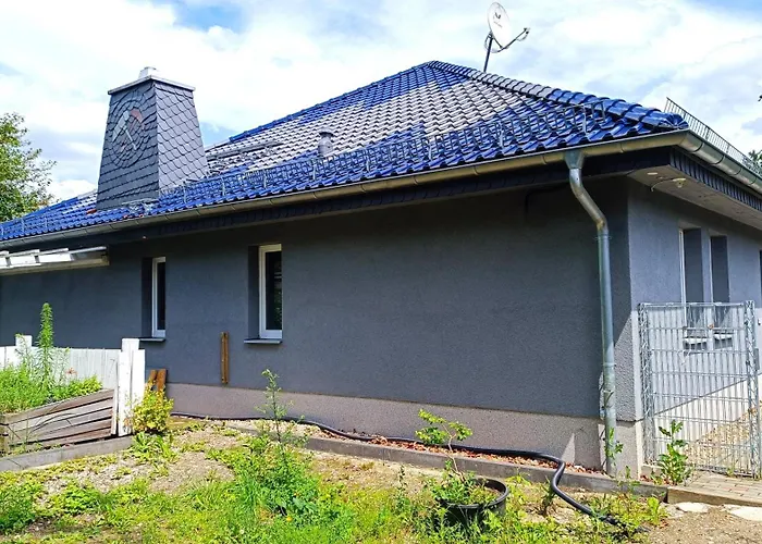 2-zimmer Wohnung, Parkplatz Und Terrasse, Nah A10 Und Berlin Lägenhet *